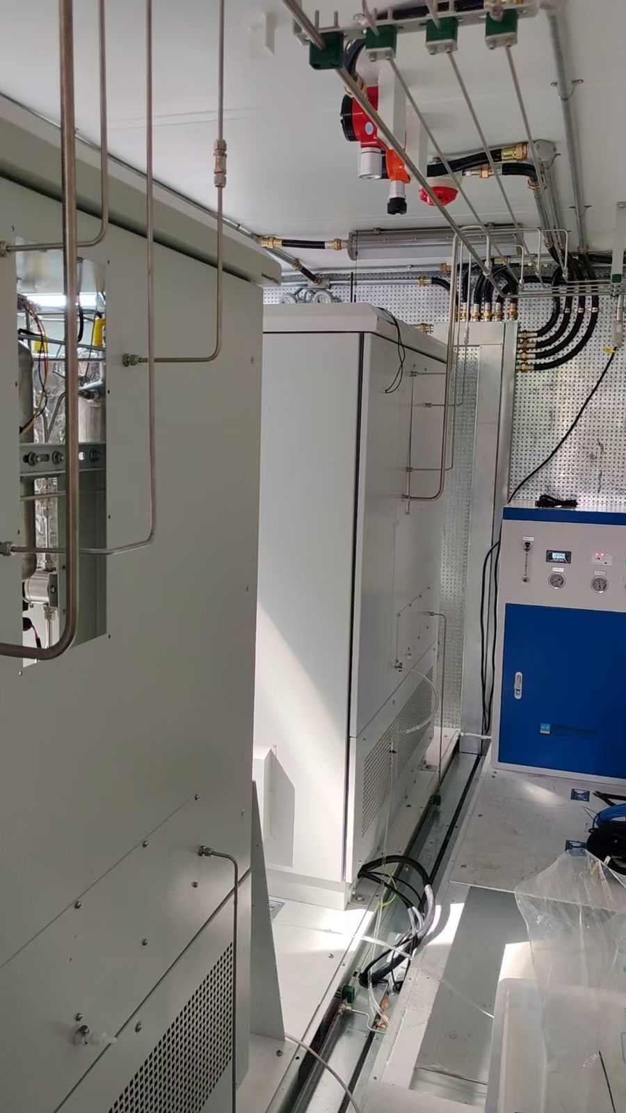 HorizonFuelCellTechnologies-container-eletrolisadores-célulacombustível-1.jpeg